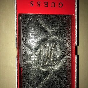 Brand New Guess wallet NWT